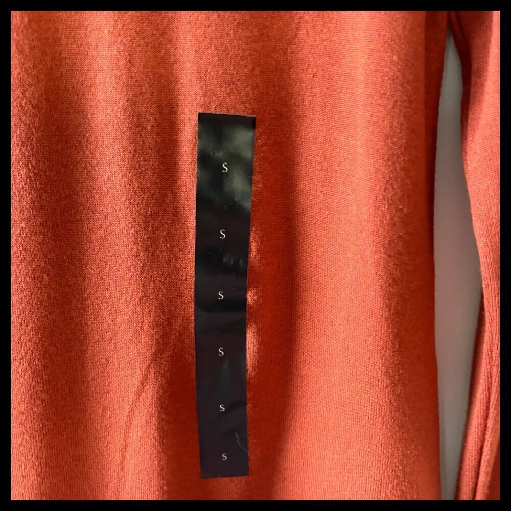 Banana Republic Women's Rust Forever Crew Long Sleeve Sweater Size Small - Picture 4 of 8